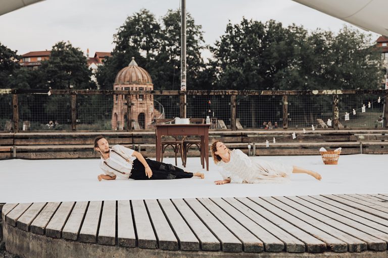 Contemporary Dance Cia Nadine Gerspacher beim nexo Festival Freiburg