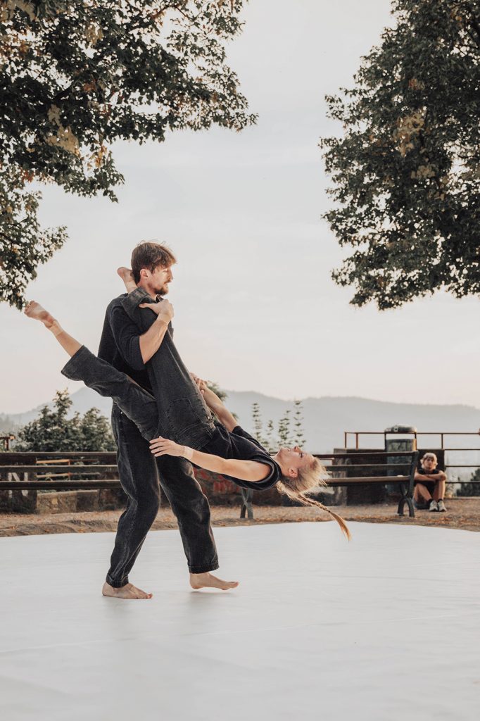 Contemporary Dance von Dance & Movement Company VAYA beim n-e-x-o Festival In Freiburg